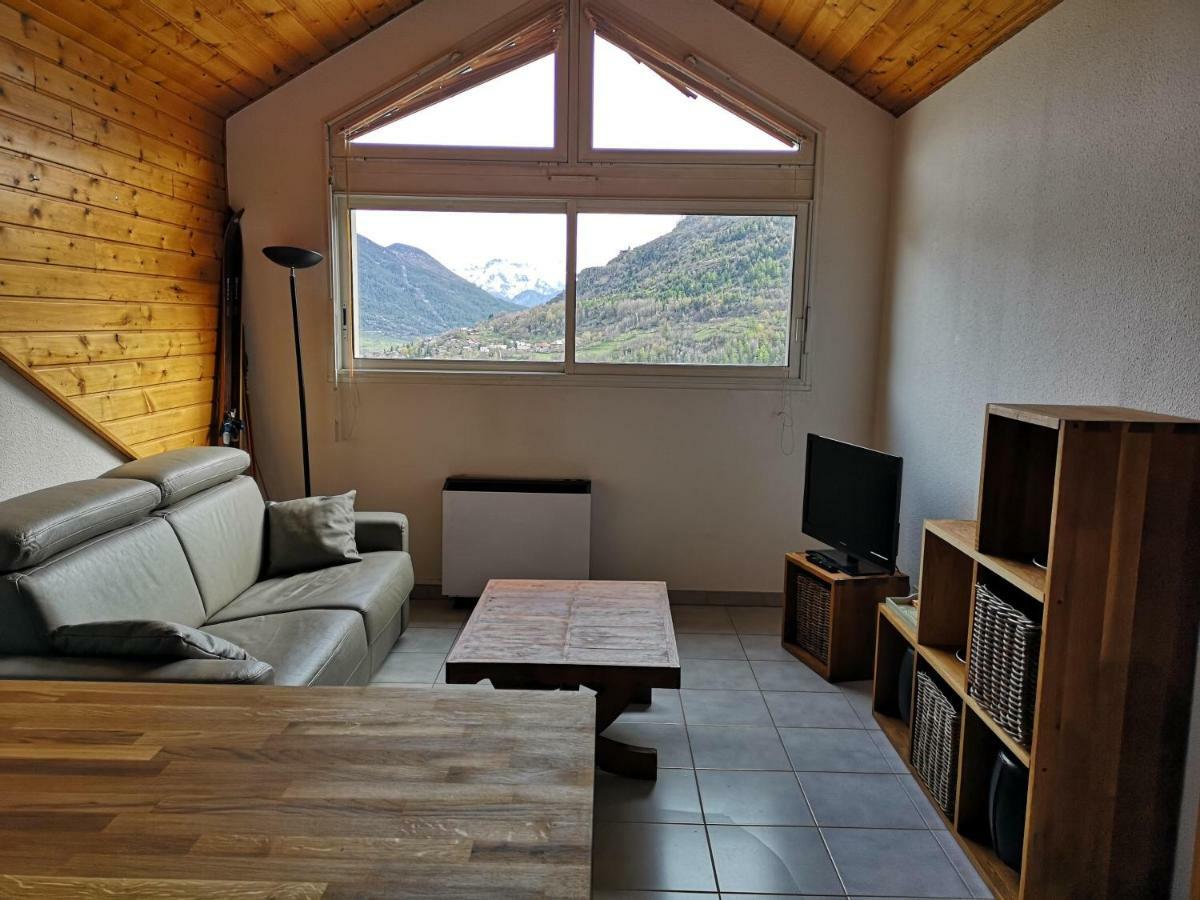 Agréable T3 mezzanine jusqu'à 5 personnes Apartamento Briançon Exterior foto